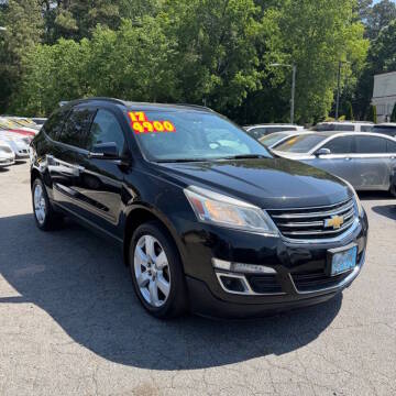 2017 Chevrolet Traverse LT FWD photo