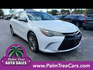 2017 Toyota Camry SE FWD photo