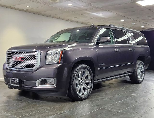 2016 GMC Yukon XL Denali 4WD photo