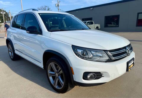 2017 Volkswagen Tiguan Sport AWD photo