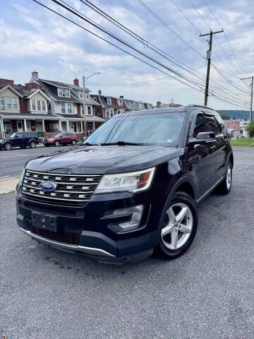 2017 Ford Explorer XLT 4WD photo