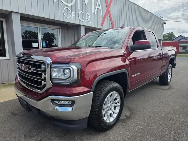 2016 GMC Sierra 1500 SLE 4WD photo