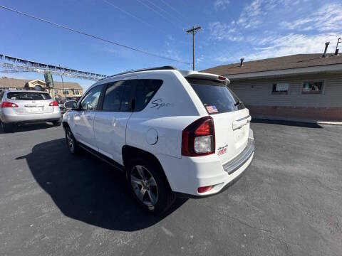 2017 Jeep Compass High Altitude 4WD photo