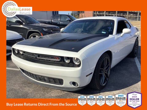 2016 Dodge Challenger R/T RWD photo