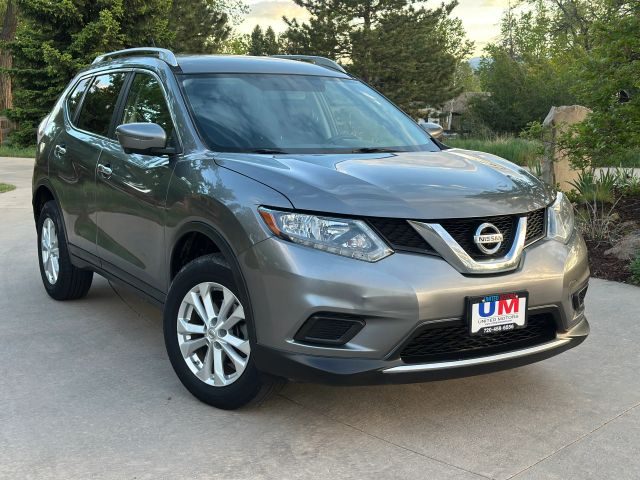 2016 Nissan Rogue SV AWD photo