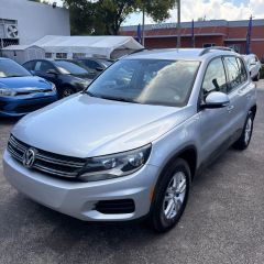 2017 Volkswagen Tiguan S FWD photo