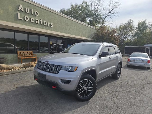 2017 Jeep Grand Cherokee Trailhawk 4WD photo