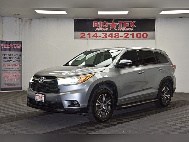 2016 Toyota Highlander XLE FWD photo