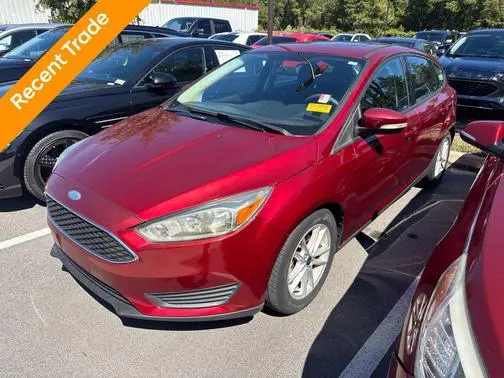 2016 Ford Focus SE FWD photo