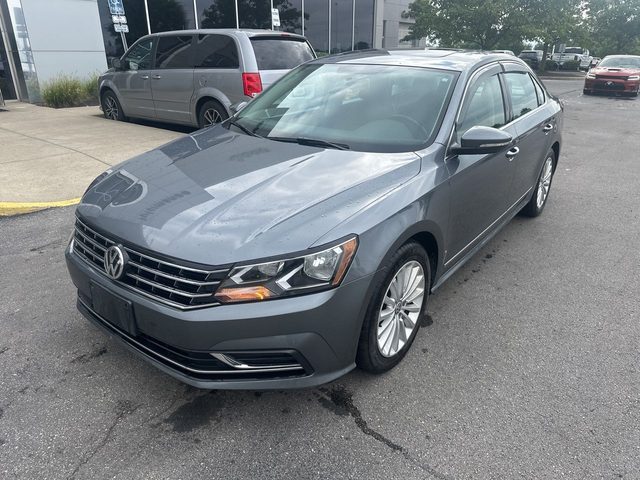 2017 Volkswagen Passat 1.8T SE FWD photo