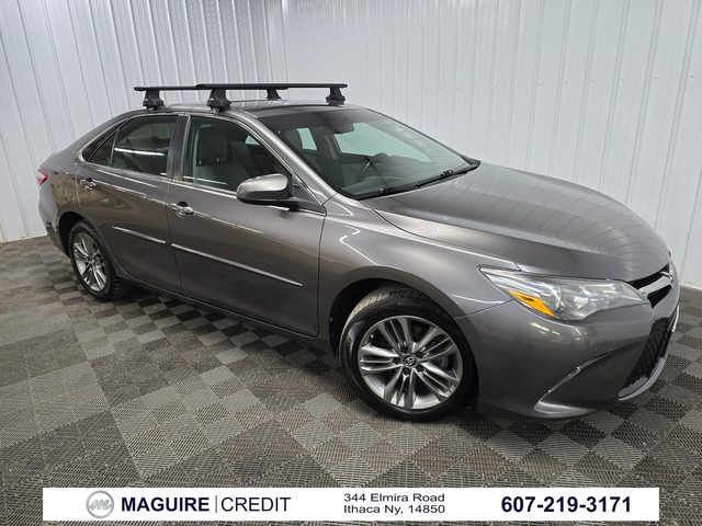 2017 Toyota Camry SE FWD photo