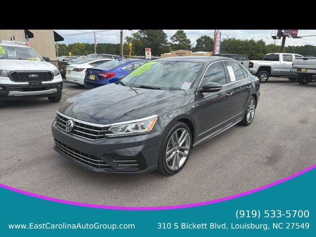 2017 Volkswagen Passat R-Line w/Comfort Pkg FWD photo