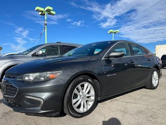 2017 Chevrolet Malibu LT FWD photo