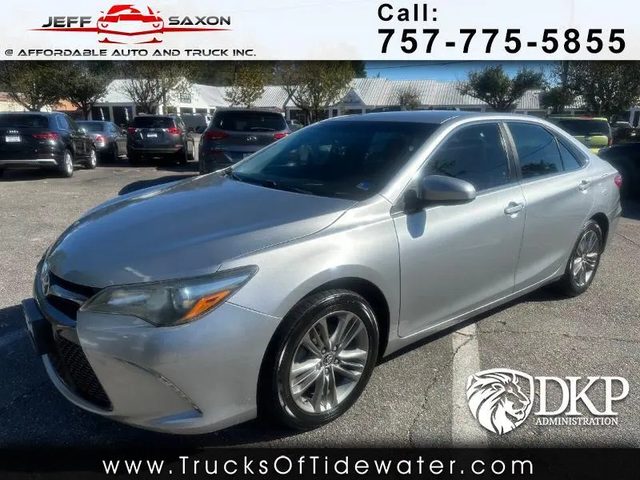 2017 Toyota Camry SE FWD photo