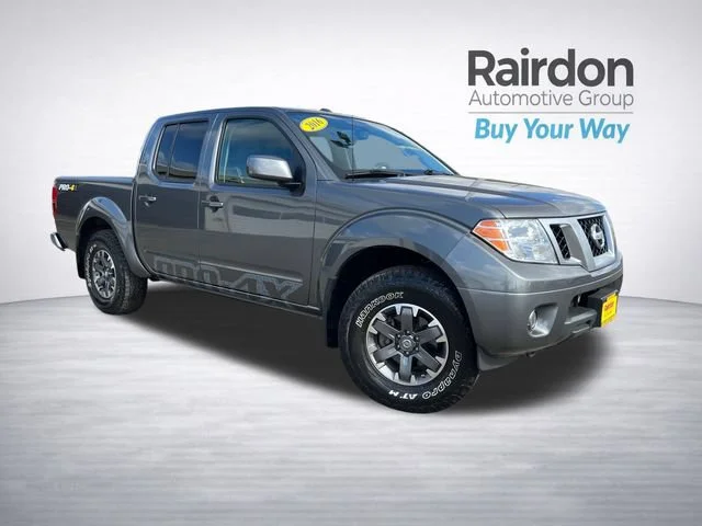 2016 Nissan Frontier PRO-4X 4WD photo