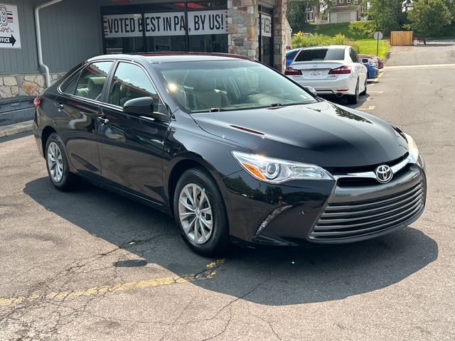 2017 Toyota Camry LE FWD photo