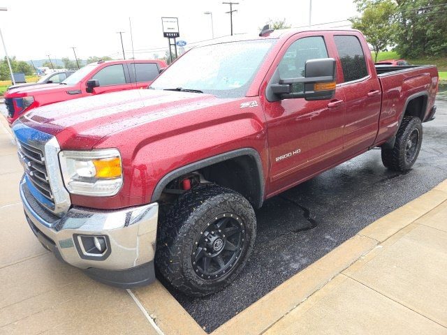 2016 GMC Sierra 2500HD SLE 4WD photo