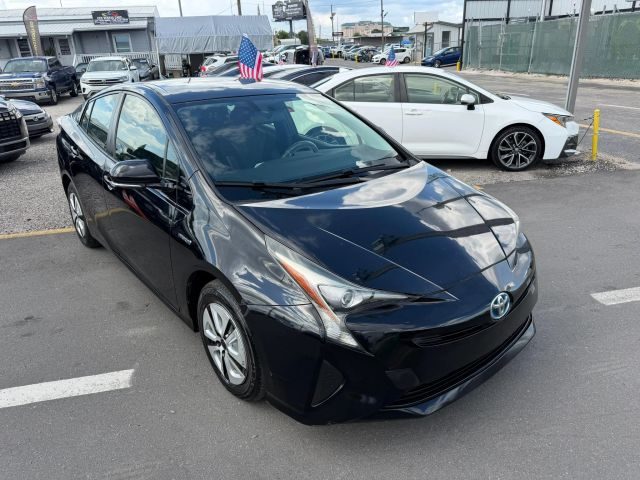 2016 Toyota Prius Two Eco FWD photo
