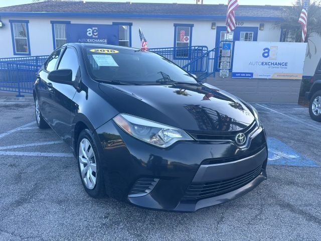 2016 Toyota Corolla LE FWD photo
