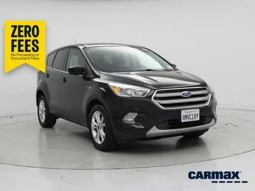 2017 Ford Escape SE FWD photo