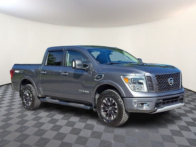 2017 Nissan Titan PRO-4X 4WD photo