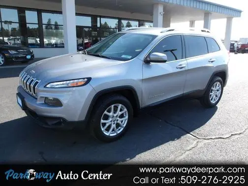 2017 Jeep Cherokee Latitude 4WD photo