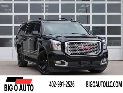 2016 GMC Yukon XL Denali 4WD photo