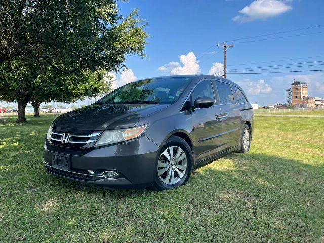 2016 Honda Odyssey SE FWD photo