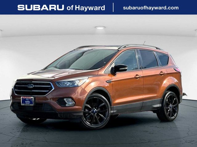 2017 Ford Escape Titanium FWD photo