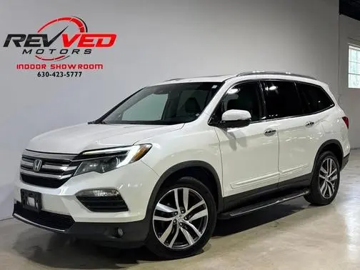 2016 Honda Pilot Touring AWD photo