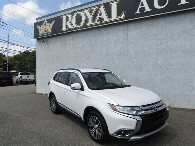 2016 Mitsubishi Outlander SEL 4WD photo