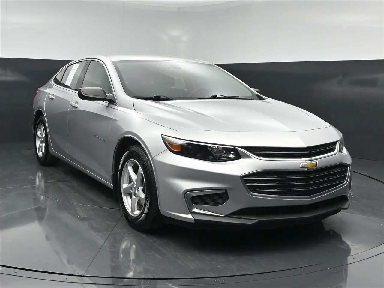 2016 Chevrolet Malibu LS FWD photo