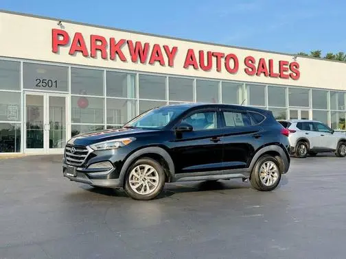 2017 Hyundai Tucson SE FWD photo