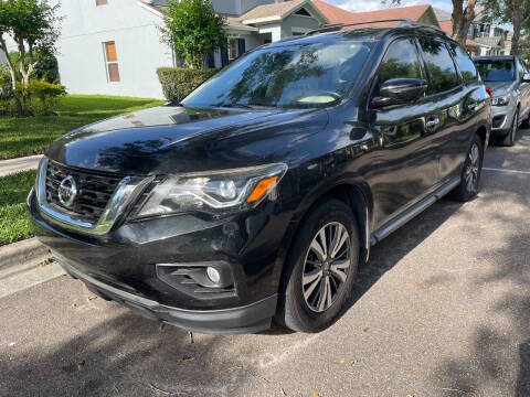 2017 Nissan Pathfinder SL FWD photo