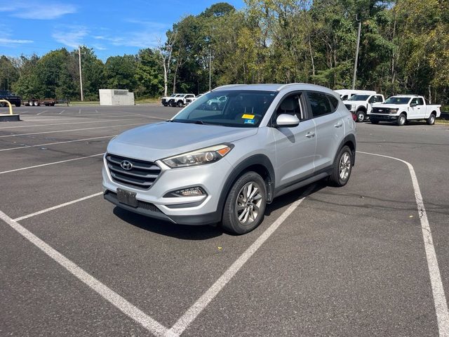 2017 Hyundai Tucson SE AWD photo