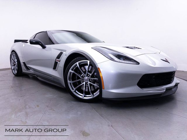 2017 Chevrolet Corvette Grand Sport 2LT RWD photo