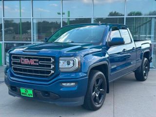 2017 GMC Sierra 1500 4WD photo