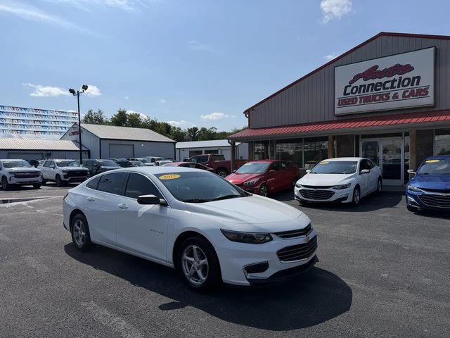 2017 Chevrolet Malibu LS FWD photo
