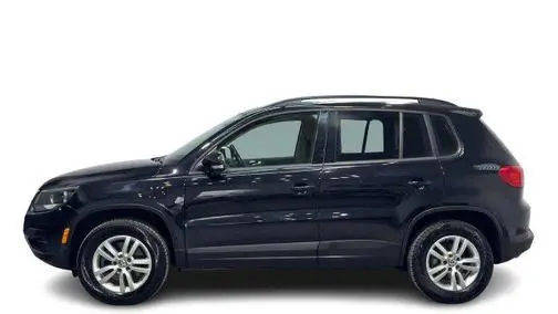 2017 Volkswagen Tiguan S FWD photo