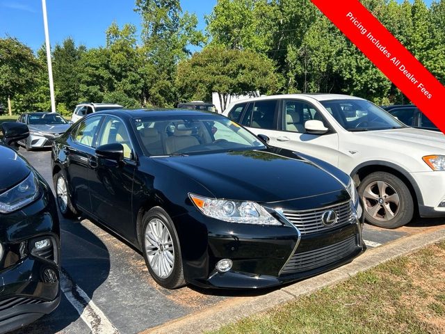 2015 Lexus ES FWD photo