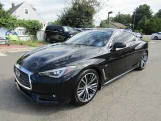 2017 Infiniti Q60 3.0t Premium RWD photo