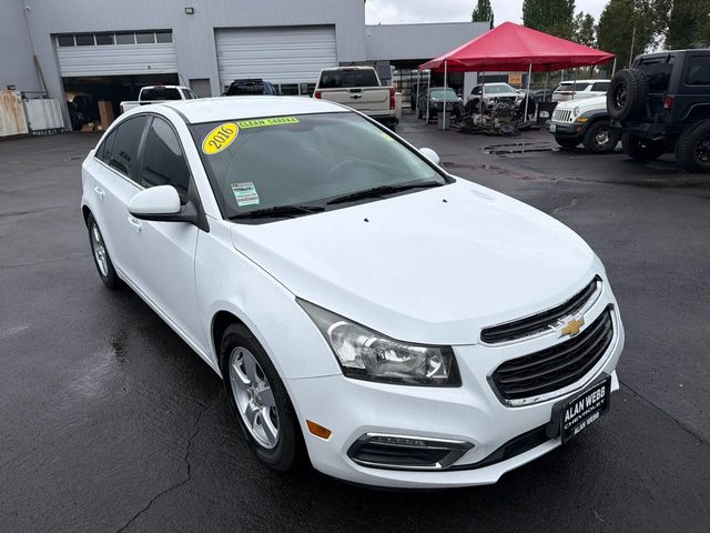 2016 Chevrolet Cruze LT FWD photo