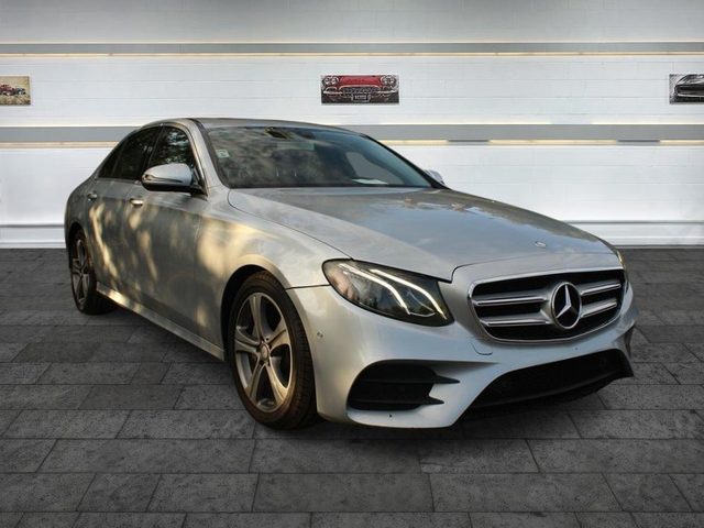 2017 Mercedes-Benz E-Class E 300 Sport RWD photo