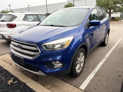 2017 Ford Escape SE FWD photo