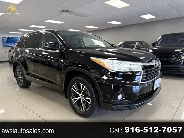 2016 Toyota Highlander XLE AWD photo