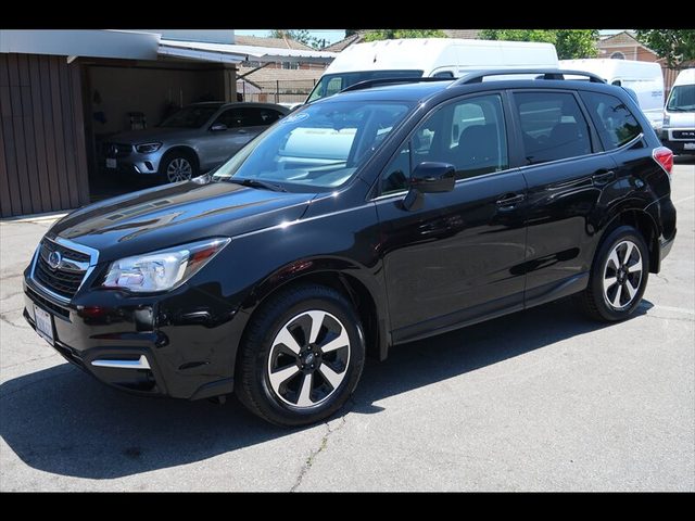 2017 Subaru Forester Premium AWD photo