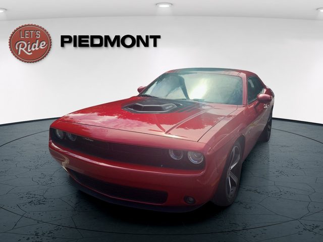 2016 Dodge Challenger R/T Shaker RWD photo