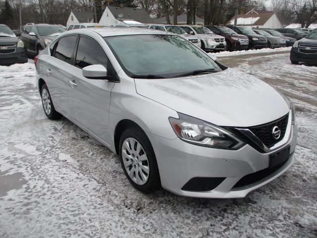 2016 Nissan Sentra SV FWD photo