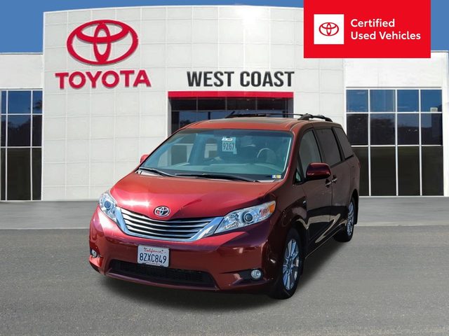2017 Toyota Sienna XLE Premium AWD photo