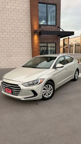 2017 Hyundai Elantra SE FWD photo